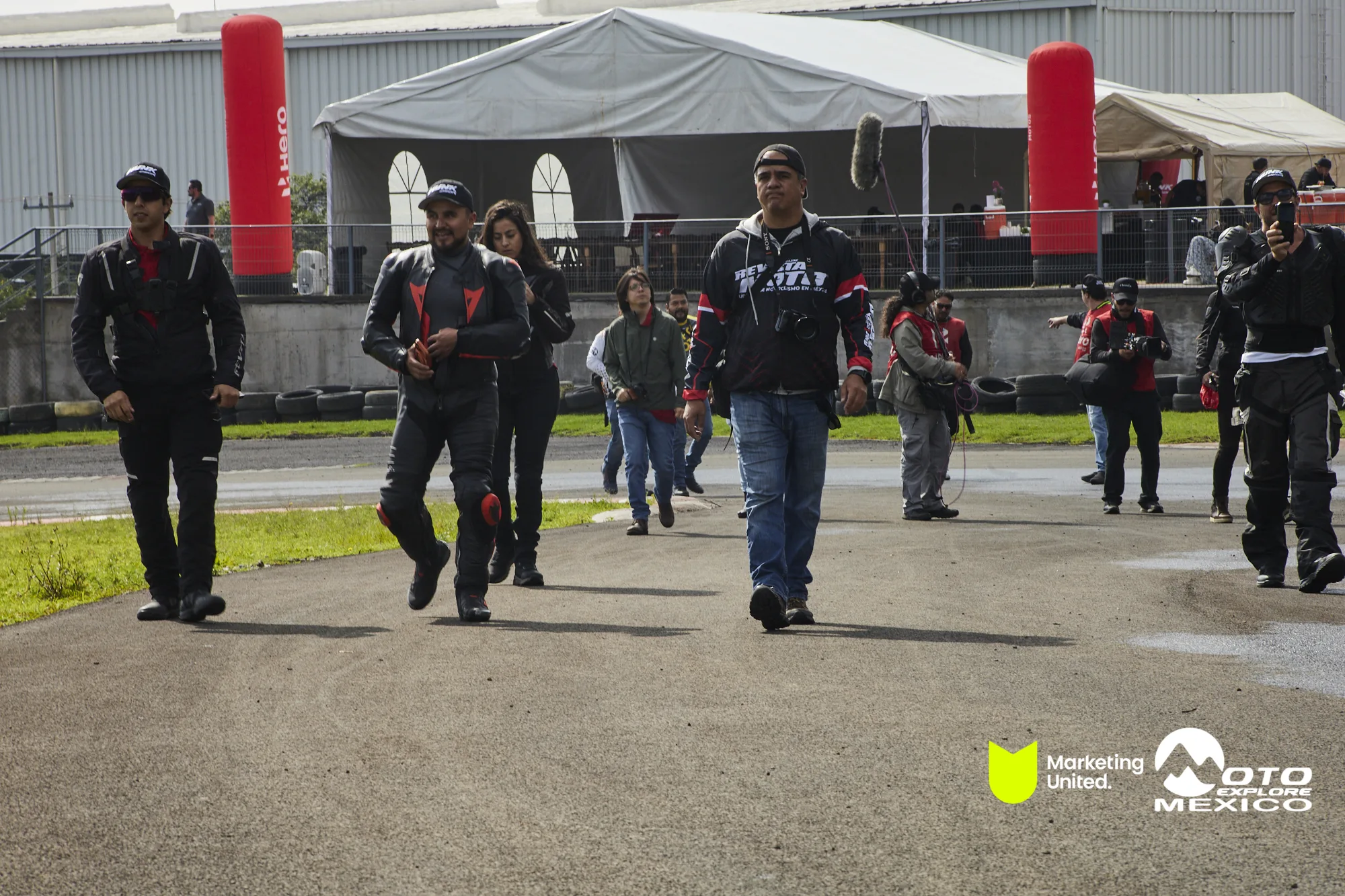 HUNK TRACKDAY 182